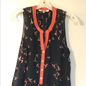 Daniel Rainn hummingbird top